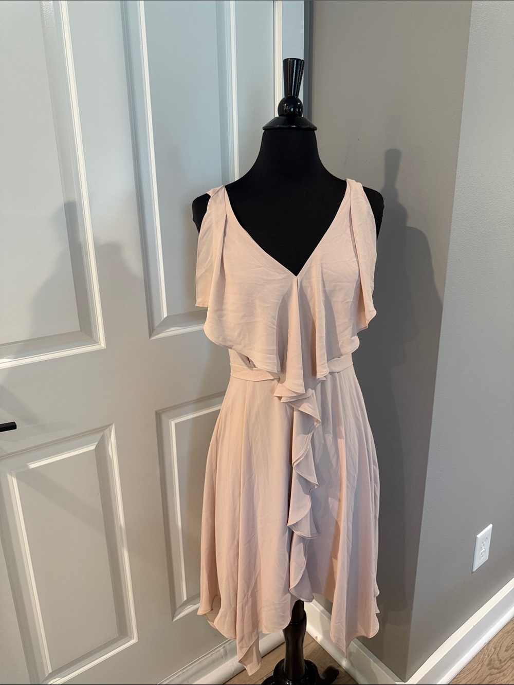 BCBGMaxAzria Blush Ruffle V-Neck Midi Dress